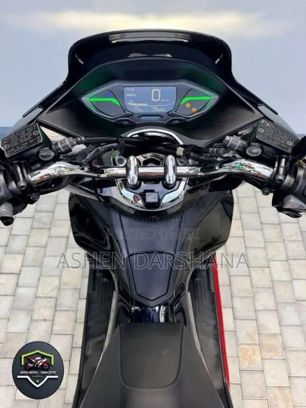 Honda Pcx 2023 Motorbike (Used)