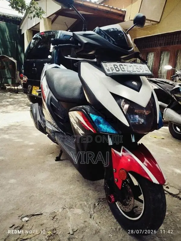 Yamaha ZR 2018 Motorbike (Used)