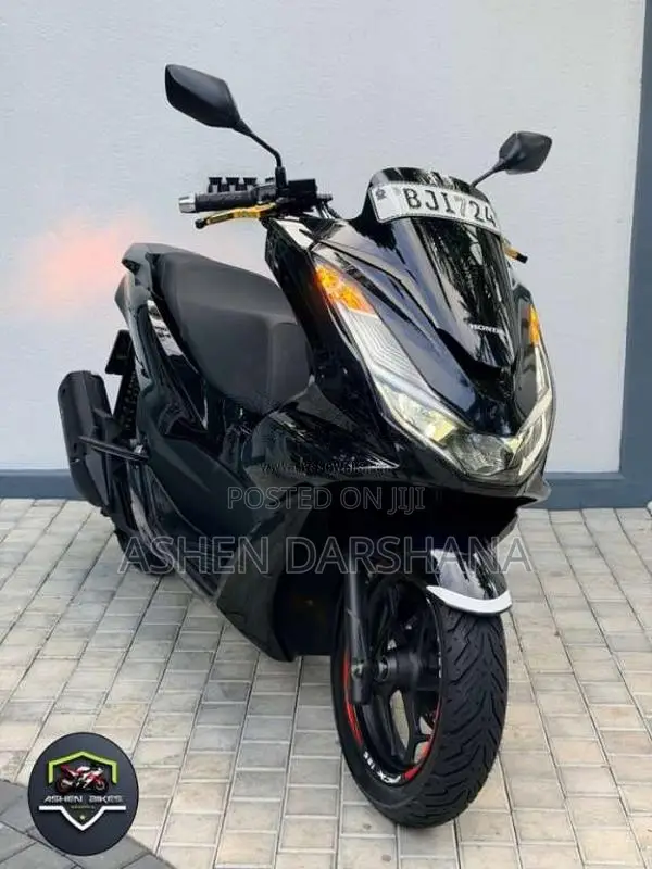 Honda Pcx 2023 Motorbike (Used)