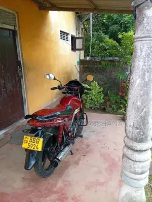 Mahindra Centuro 2015 Motorbike (Used)