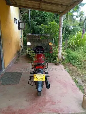 Mahindra Centuro 2015 Motorbike (Used)