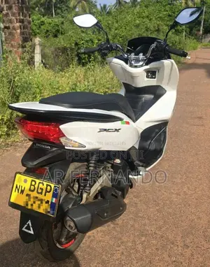 Honda PCX 125 Japan JF 2018 Motorbike (Used)