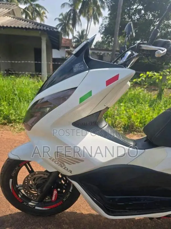 Honda PCX 125 Japan JF 2018 Motorbike (Used)