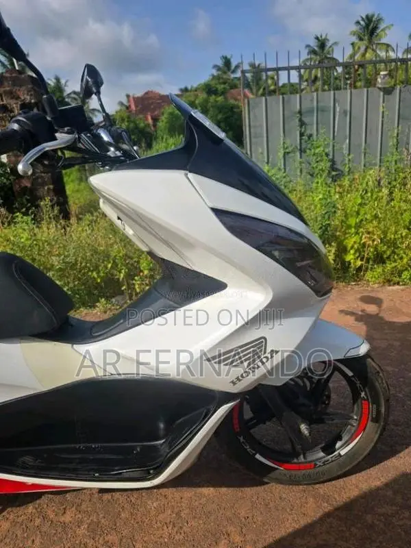 Honda PCX 125 Japan JF 2018 Motorbike (Used)