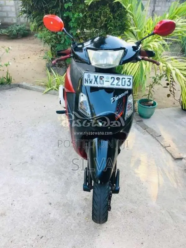 Hero Pleasure 2012 Motorbike (Used)