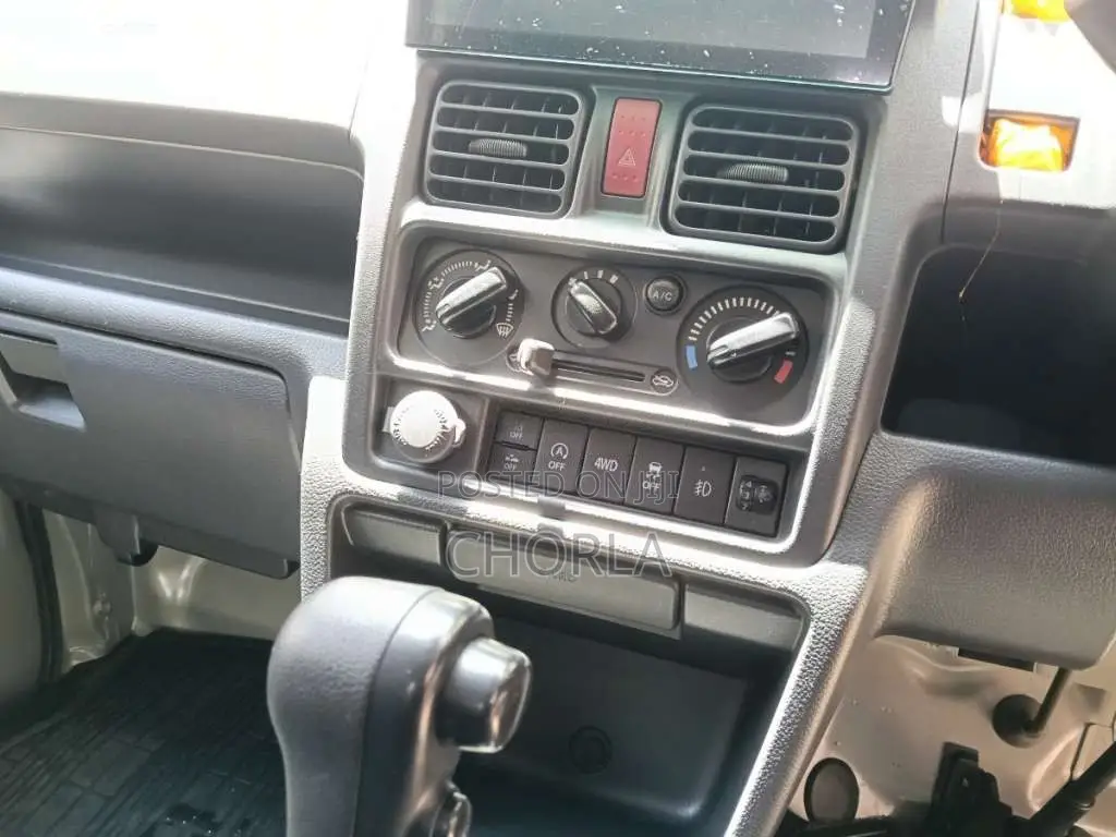 Suzuki Carry 2023 Lorry (Used)