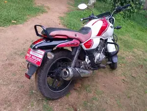 Bajaj V15 2017 Motorbike (Used)