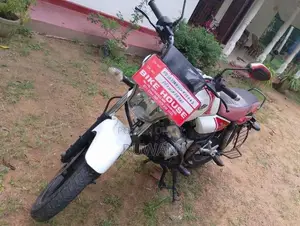 Bajaj V15 2017 Motorbike (Used)