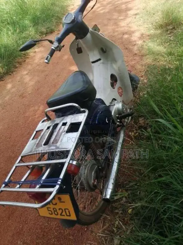 Honda Super Cub 2004 Motorbike (Used)