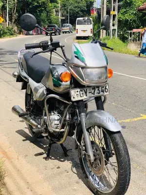 Bajaj Caliber 2002 Motorbike (Used)