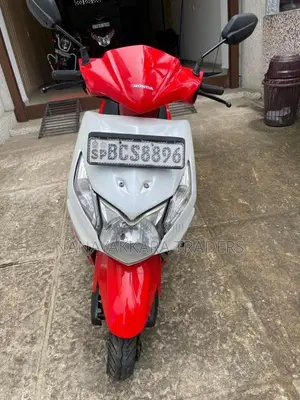 Honda Dio 2015 Motorbike (Used)