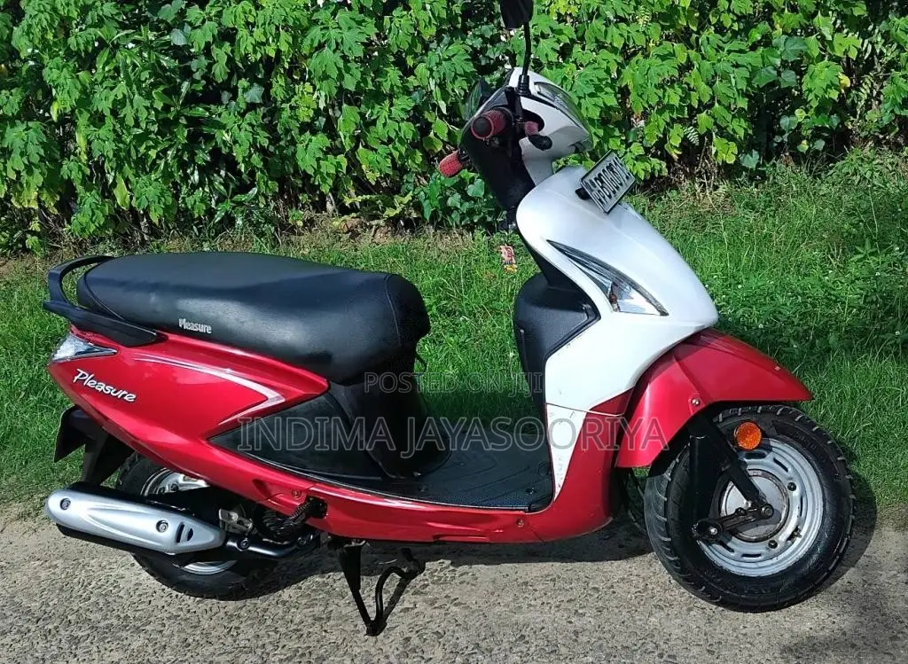 Hero Pleasure 2015 Motorbike (Used)
