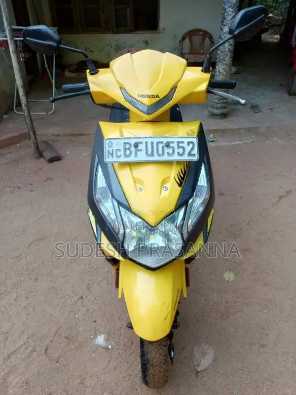 Honda Dio 2017 Motorbike (Used)