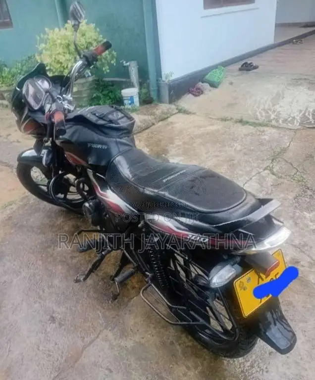 Bajaj Discover 100 2012 Motorbike (Used)