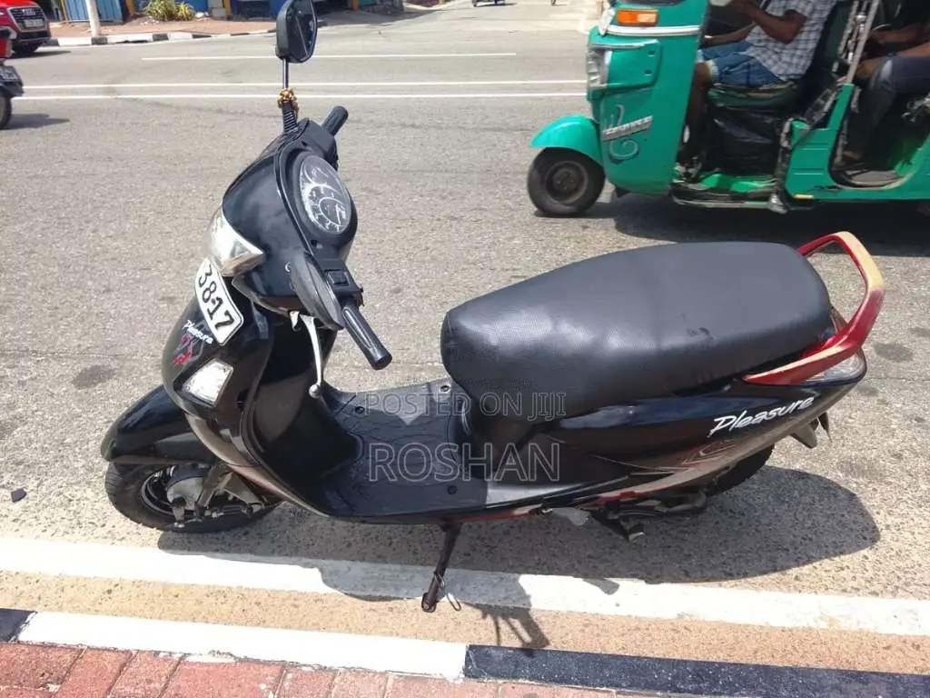 Hero Pleasure 2011 Motorbike (Used)