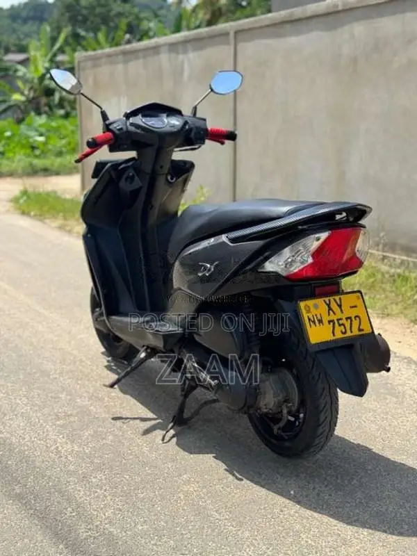 Honda Dio 2012 Motorbike (Used)