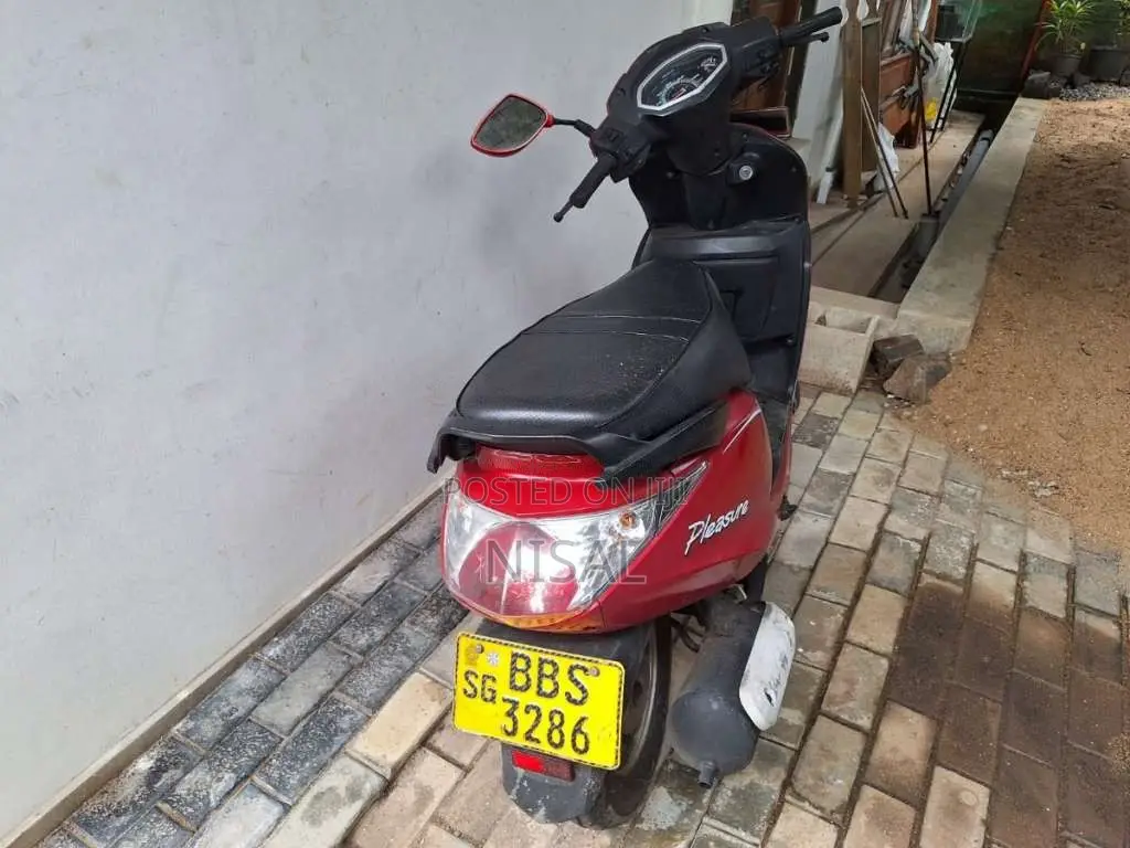 Hero Pleasure 2014 Motorbike (Used)