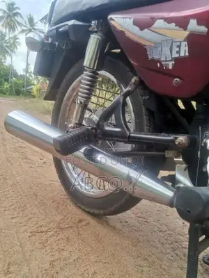 Bajaj Boxer 2004 Motorbike (Used)