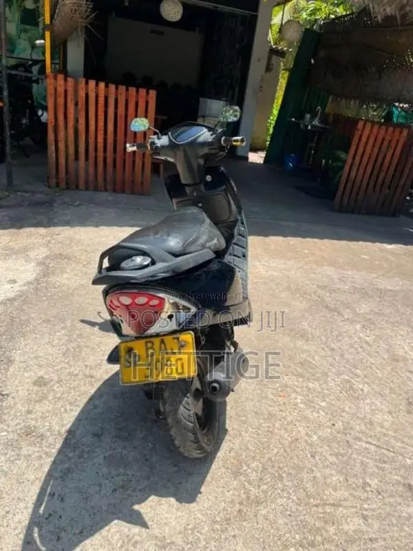 TVS Scooty Streak 2014 Motorbike (Used)