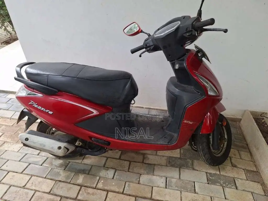 Hero Pleasure 2014 Motorbike (Used)