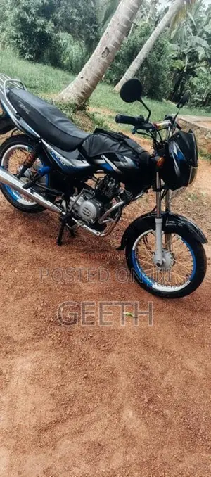 Bajaj CT-100 2015 Motorbike (Used)