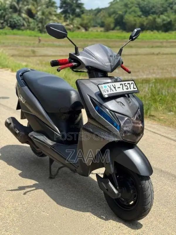 Honda Dio 2012 Motorbike (Used)
