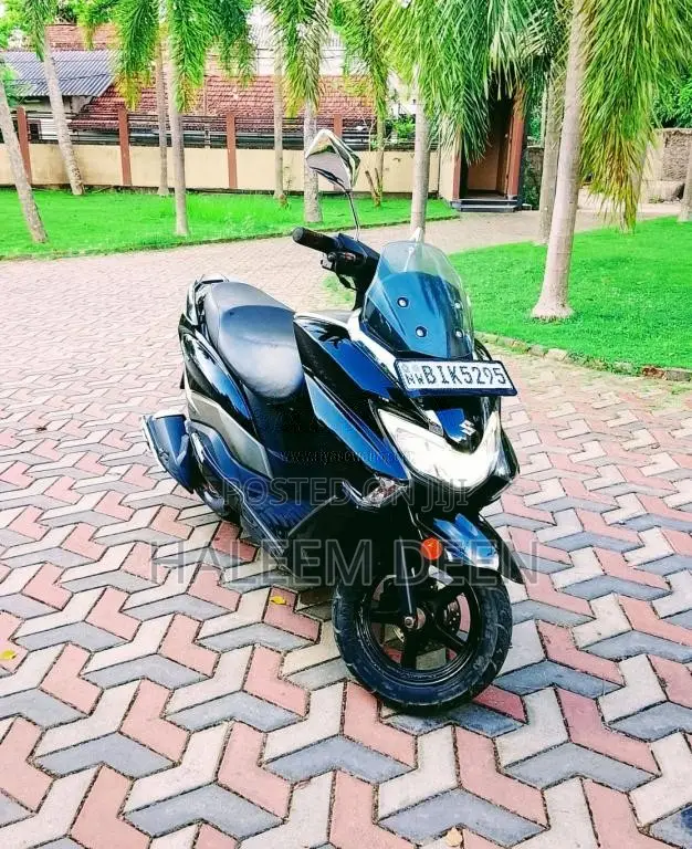 Suzuki Burgman 2019 Motorbike (Used)