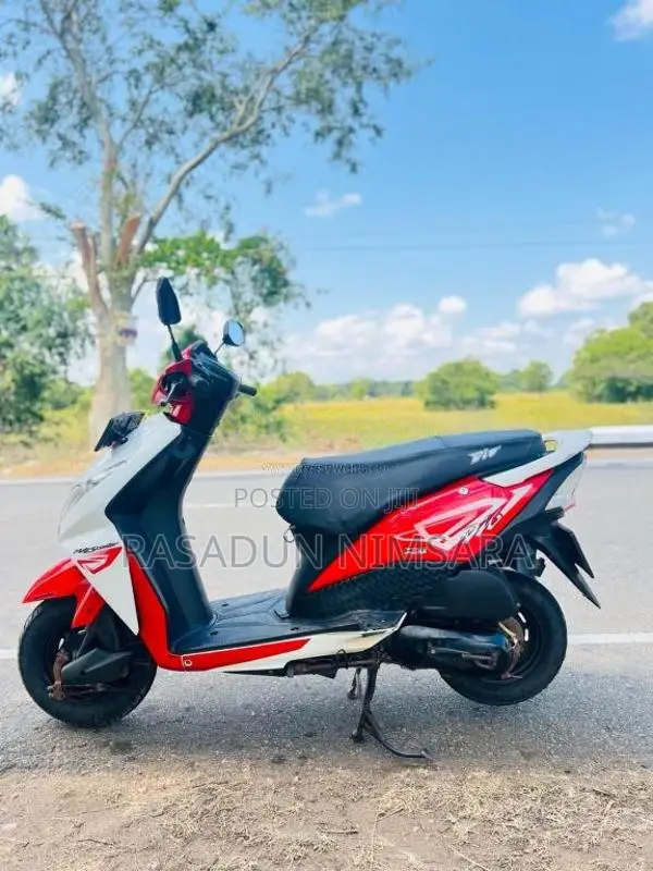 Honda Dio 2017 Motorbike (Used)