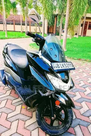 Suzuki Burgman 2019 Motorbike (Used)