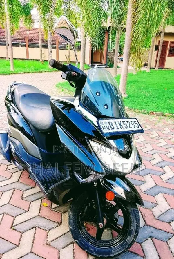 Suzuki Burgman 2019 Motorbike (Used)