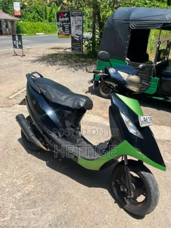 TVS Scooty Streak 2014 Motorbike (Used)
