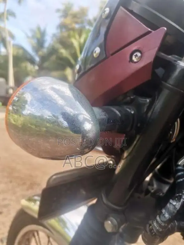 Bajaj Boxer 2004 Motorbike (Used)