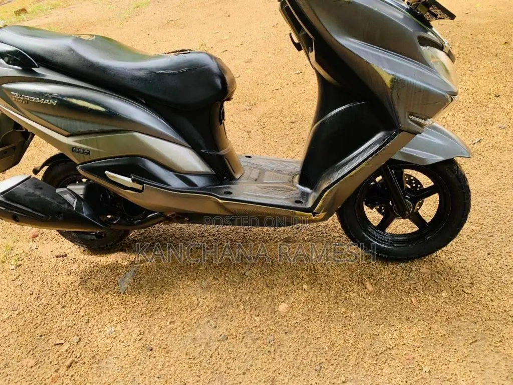 Suzuki BURGMAN 2019 Motorbike (Used)