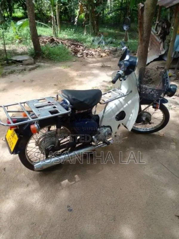 Honda Honda 2006 Motorbike (Used)