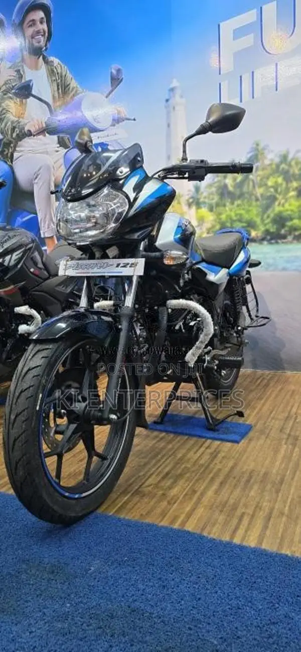Bajaj Discover 2026 Motorbike Brand New