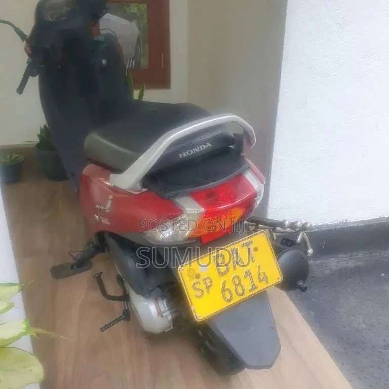 Honda Activa 2014 Motorbike (Used)
