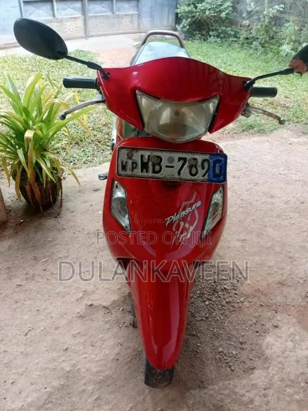 Hero Pleasure 2012 Motorbike (Used)