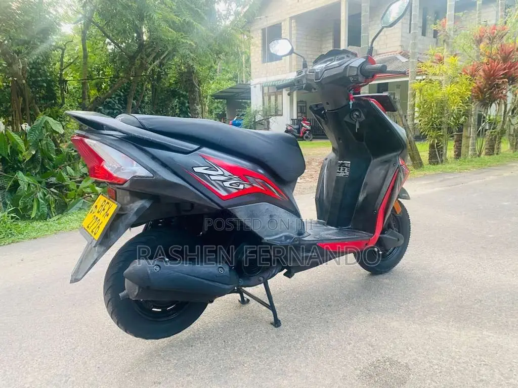 Honda Dio 2017 Motorbike (Used)