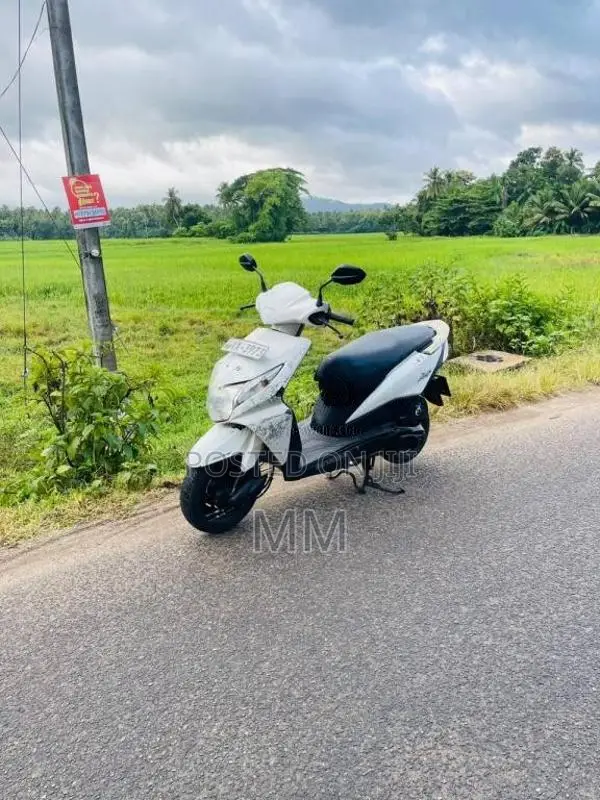 Honda Dio 2012 Motorbike (Used)
