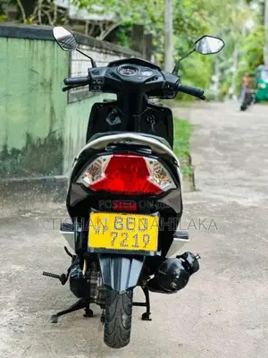 Honda Dio 2016 Motorbike (Used)