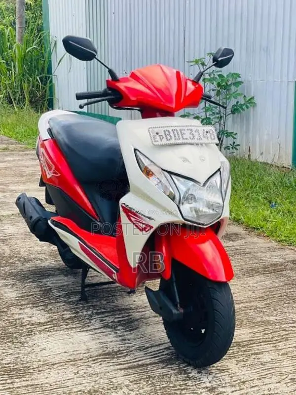 Honda Dio 2015 Motorbike (Used)