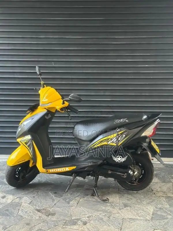 Honda Dio 2018 Motorbike (Used)