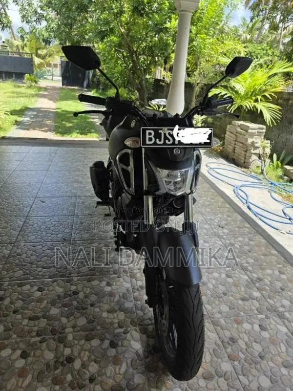 Yamaha FZ V4 2025 Motorbike (Used)