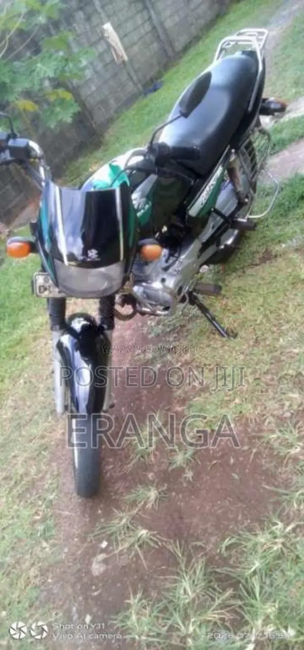 Bajaj Caliber 2003 Motorbike (Used)