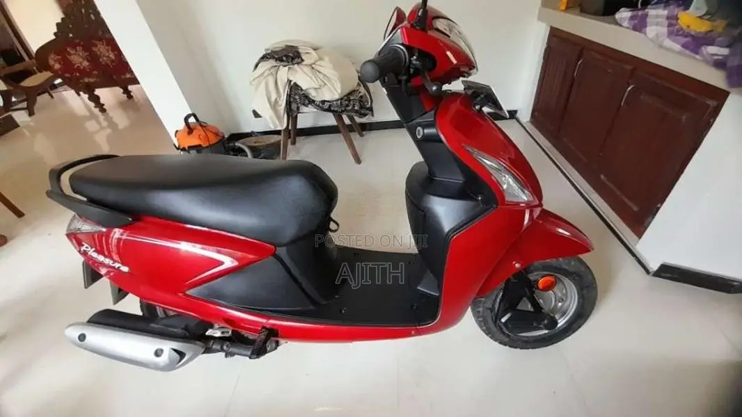 Hero Pleasure 2015 Motorbike (Used)