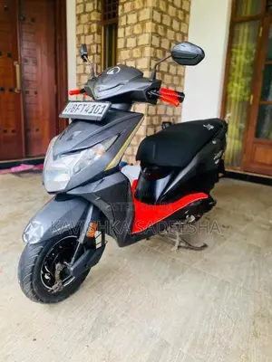 Honda Dio 2017 Motorbike (Used)
