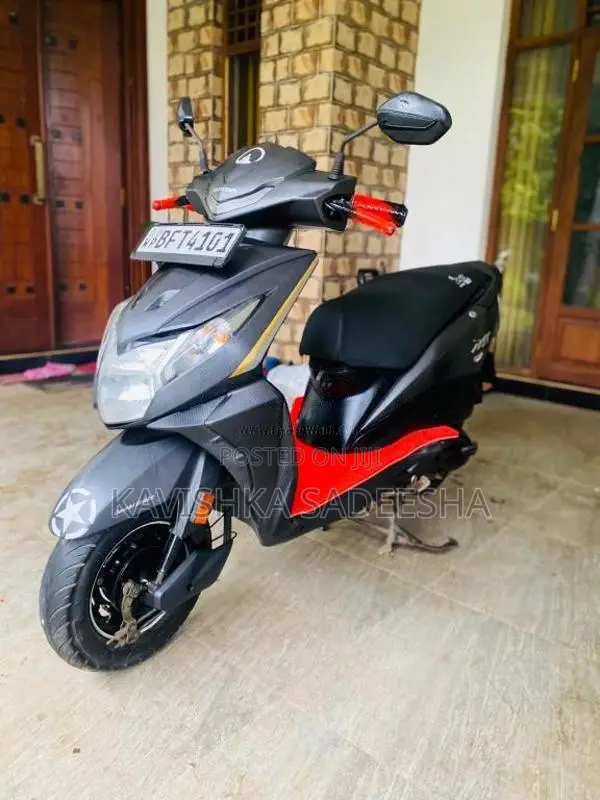 Honda Dio 2017 Motorbike (Used)