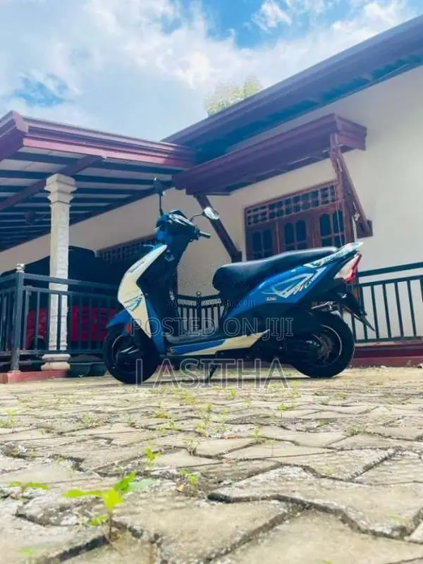 Honda Dio 2016 Motorbike (Used)