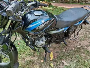Bajaj Discover 125 2015 Motorbike (Used)