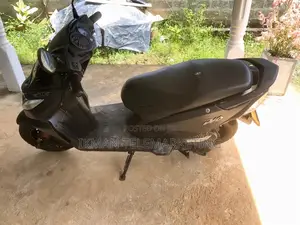 Honda Dio 2015 Motorbike (Used)